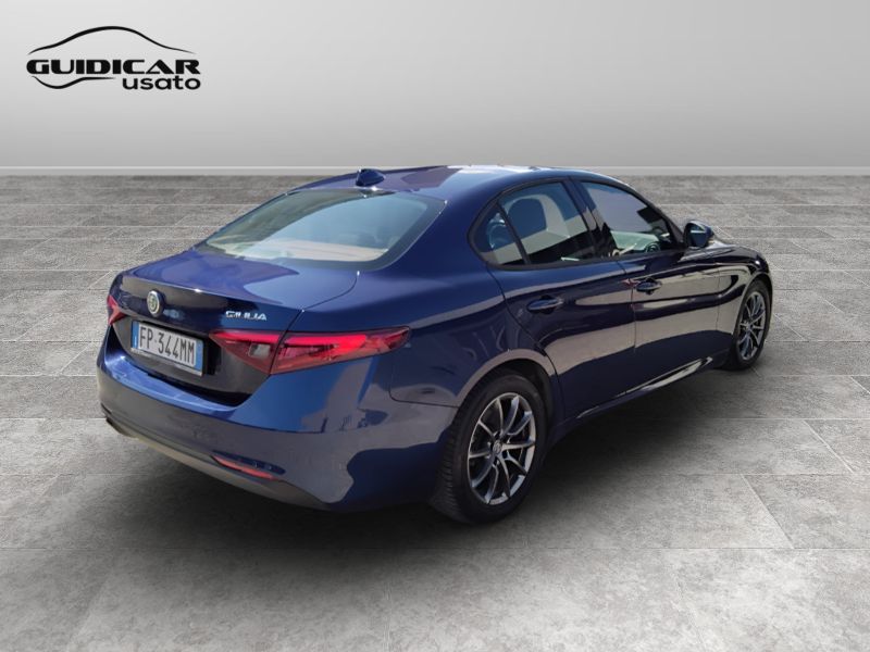 GuidiCar - ALFA ROMEO Giulia 2018 Giulia 2.2 t Business 136cv auto Usato